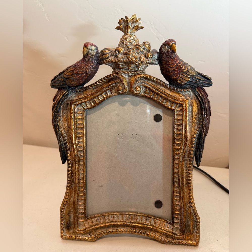 VINTAGE TROPIC OF PARADISE PARROT PHOTO FRAME W/ FRUIT BASKET 4” X 6” Hand Paint